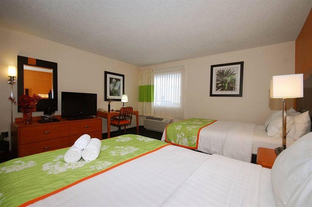 Fairfield Inn Boston Dedham Esterno foto