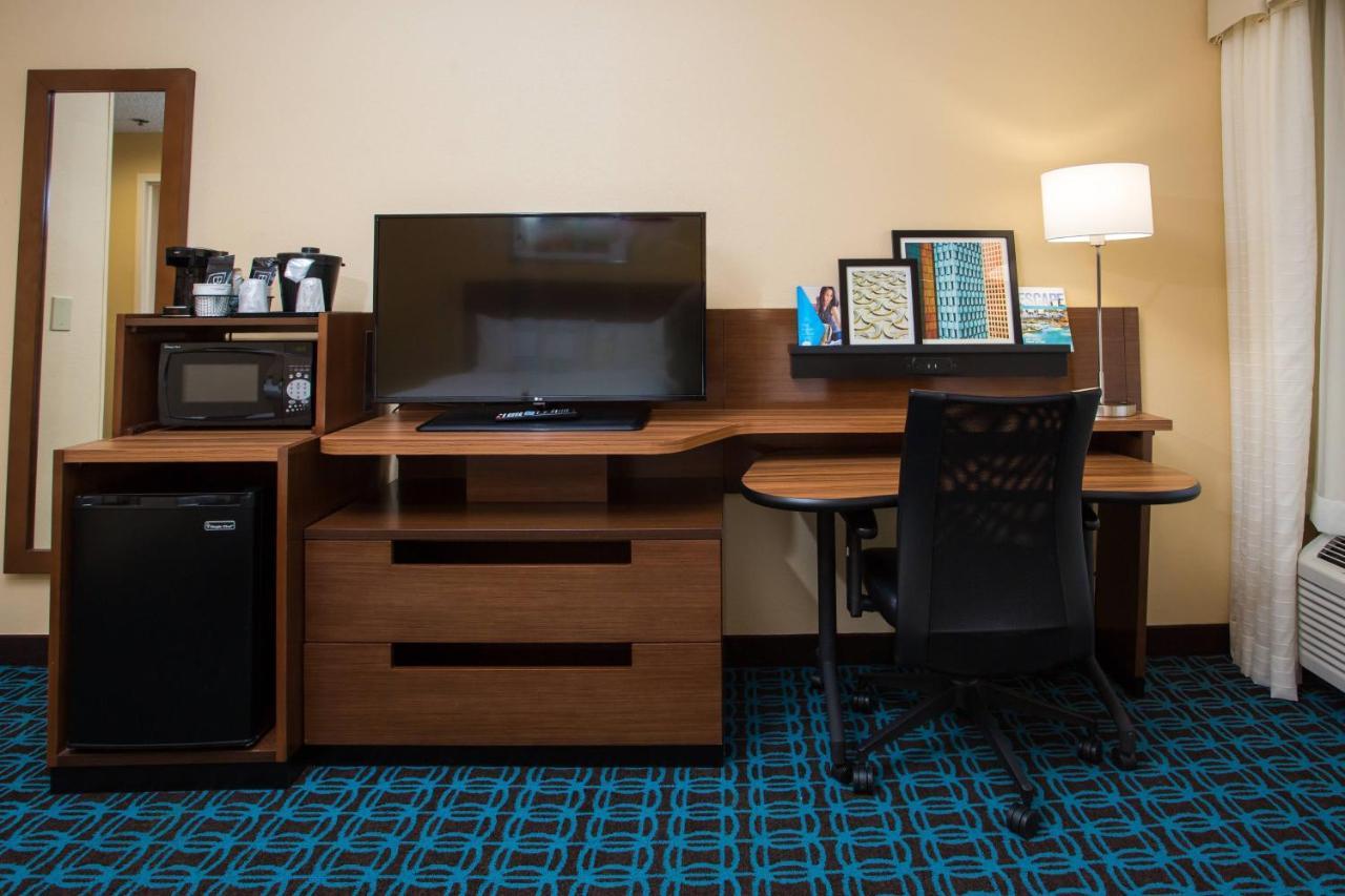 Fairfield Inn Boston Dedham Esterno foto