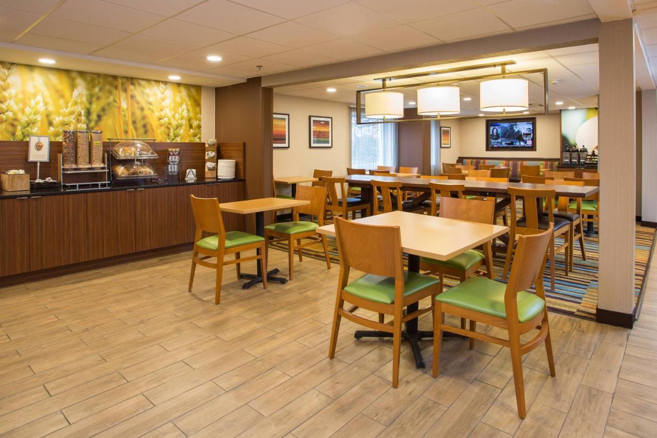 Fairfield Inn Boston Dedham Esterno foto