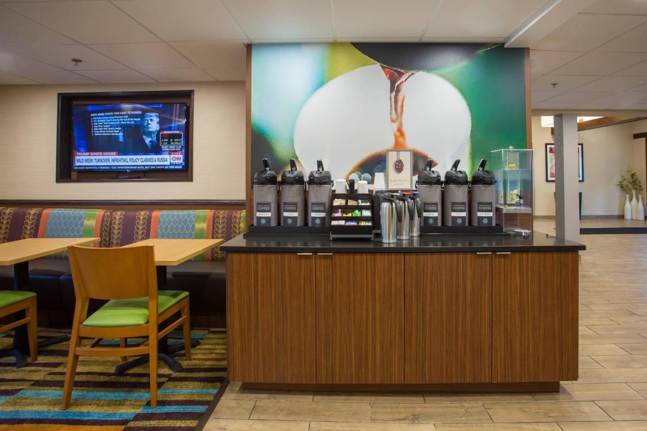 Fairfield Inn Boston Dedham Esterno foto